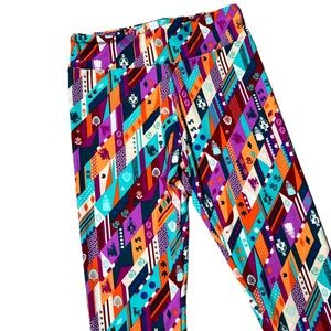 NEW Disney OS Snow White Theme Leggings, LuLaRoe